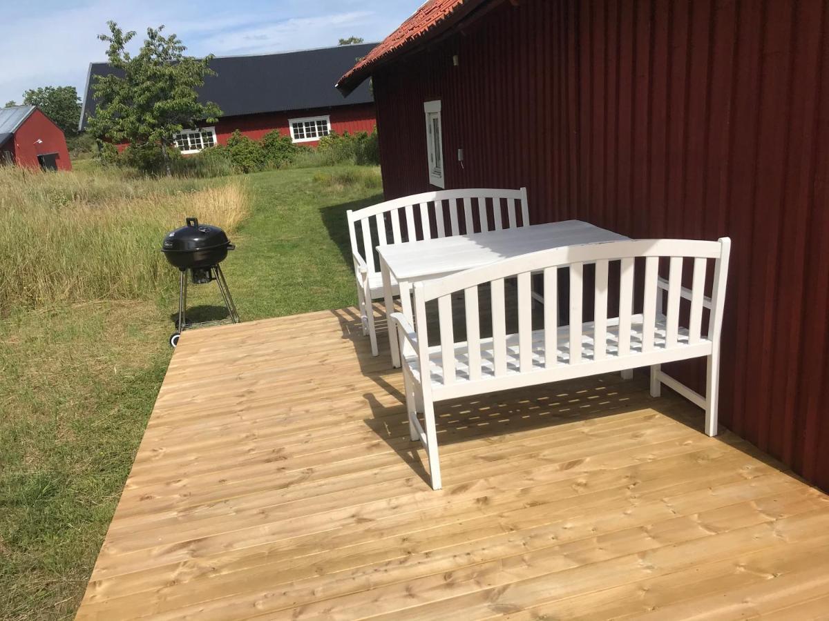 Nice Holiday House At Horse Farm With Lake And Sauna Holo  Екстер'єр фото