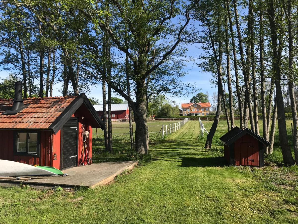 Nice Holiday House At Horse Farm With Lake And Sauna Holo  Екстер'єр фото